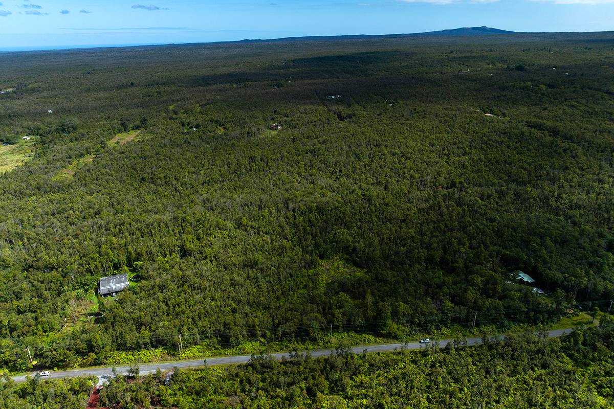 13 Kaleponi Road Pahoa, HI 96778 - Photo 4 of 9 a view of an outdoor space and a lake view