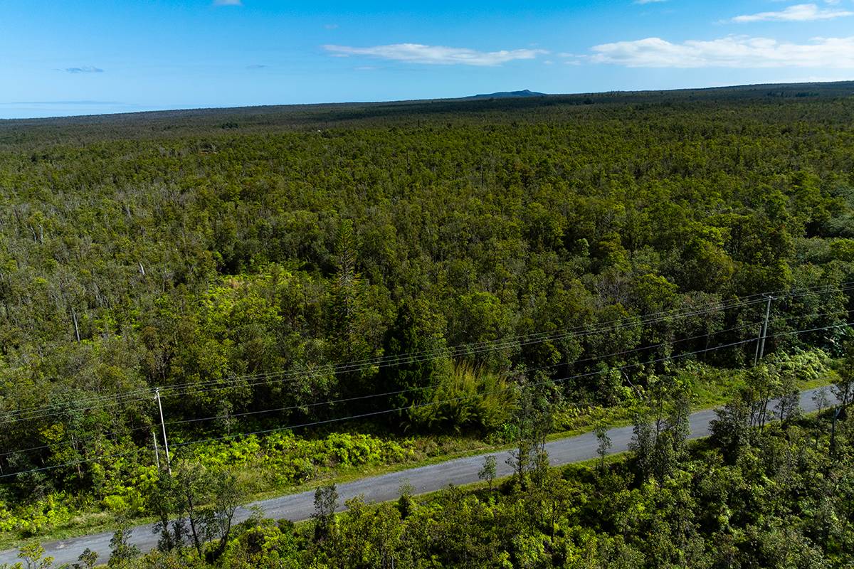 13 Kaleponi Road Pahoa, HI 96778 - Photo 7 of 9 a view of an outdoor space and a lake view