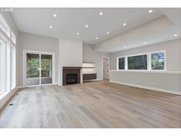 $1,725,000 | 740 Monica Court, Cannon Beach, OR 97110