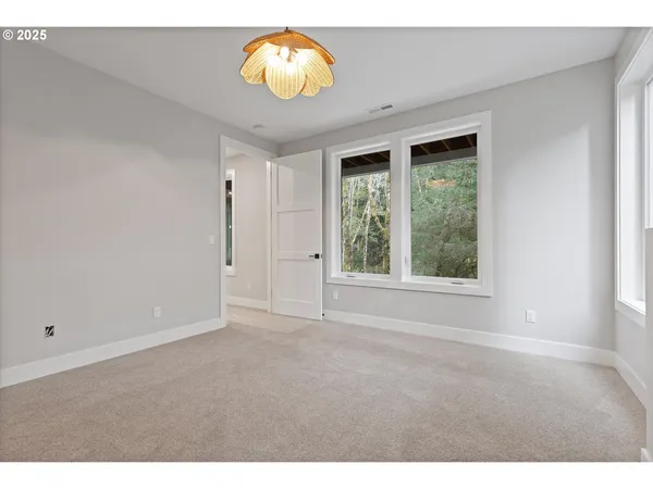 $1,725,000 | 740 Monica Court, Cannon Beach, OR 97110