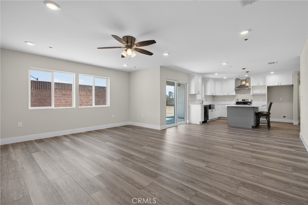 9384 Martha Way Riverside, CA 92503 - Photo 12 of 42