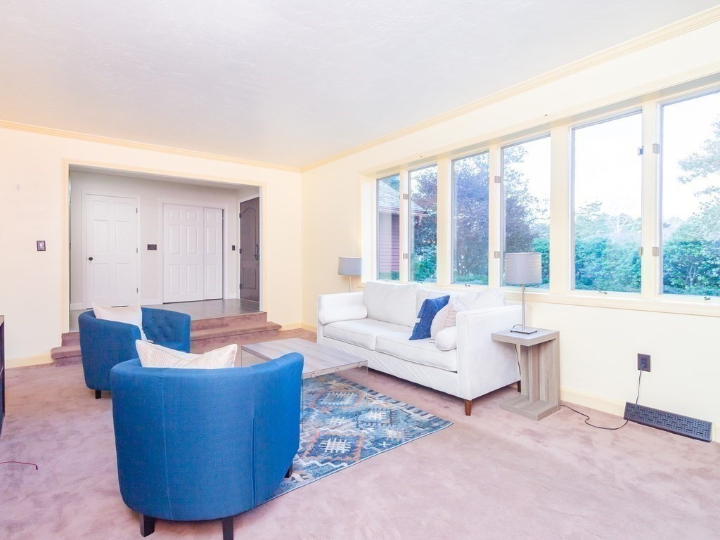 13 Old Colony Road Foxboro, MA 02035 - Photo 11 of 42