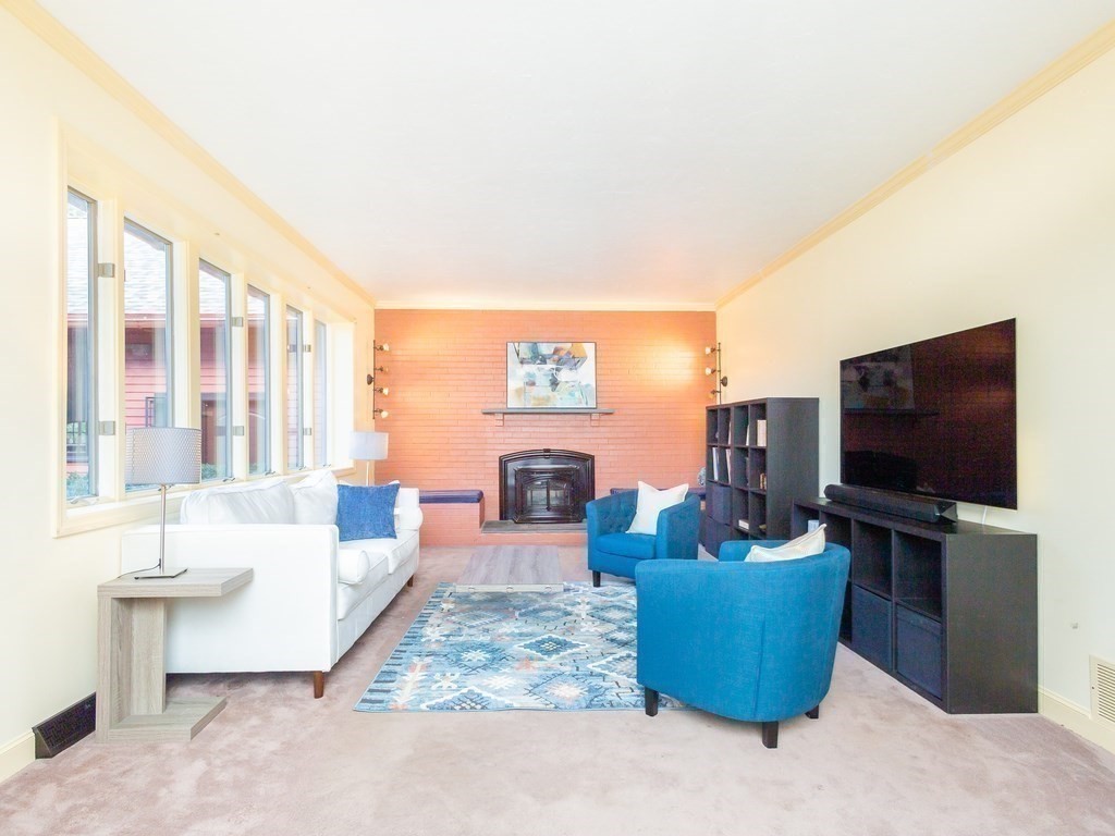 13 Old Colony Road Foxboro, MA 02035 - Photo 12 of 42
