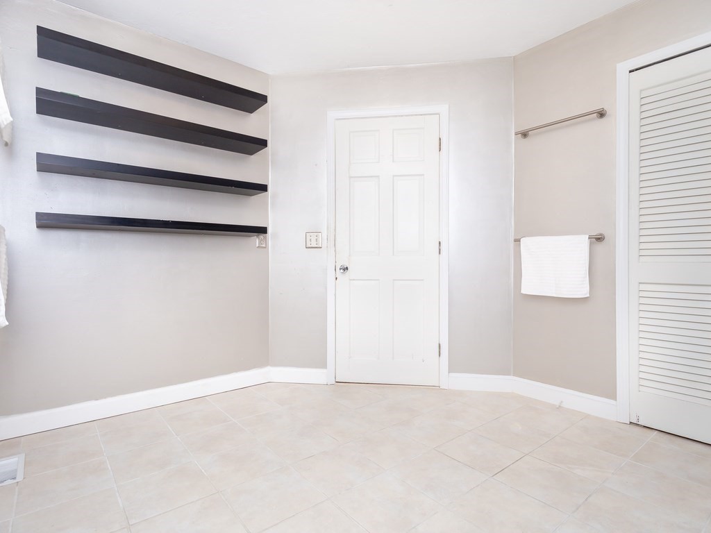 13 Old Colony Road Foxboro, MA 02035 - Photo 28 of 42