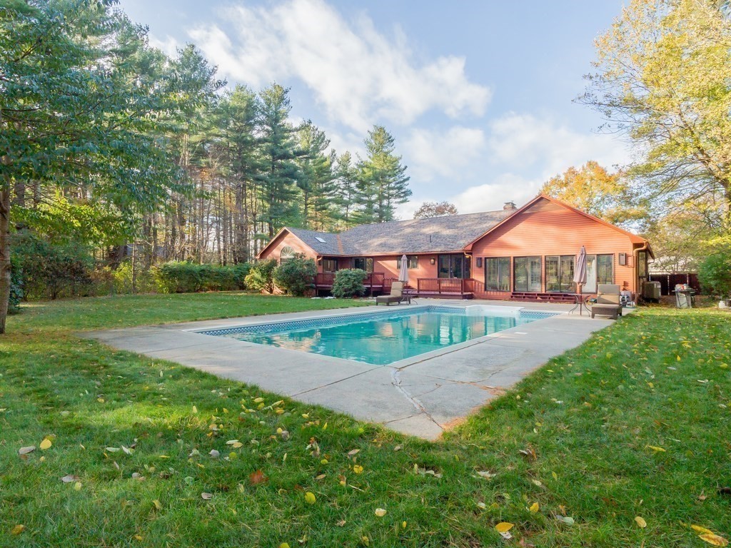 13 Old Colony Road Foxboro, MA 02035 - Photo 38 of 42