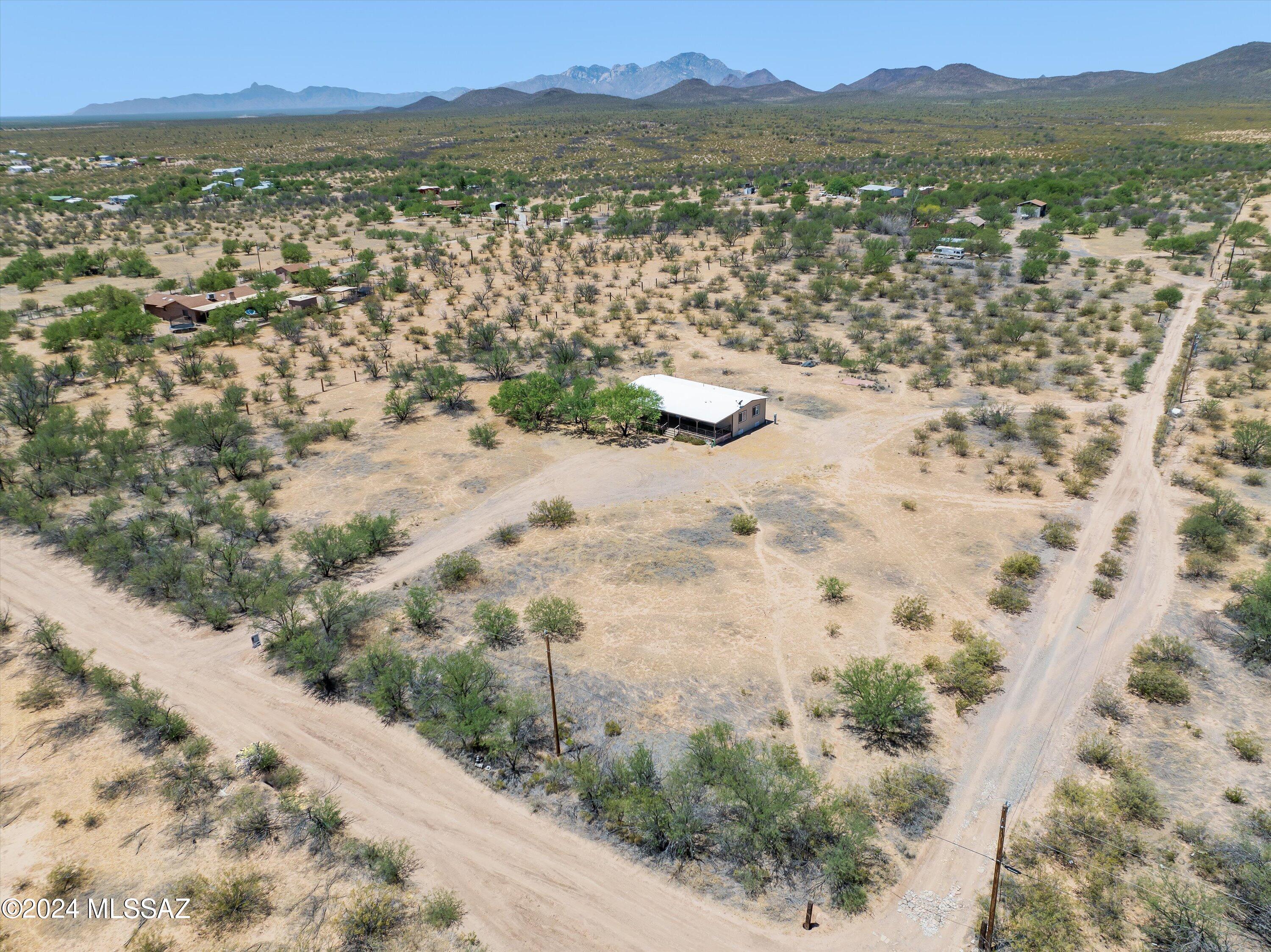 7760 South Worden Road Tucson, AZ 85735 - Photo 2 of 32 Gallery Image 2