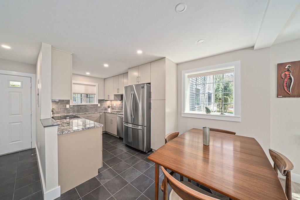 11 Nancy Road, Unit 4 Easton, MA 02375 - Photo 3 of 25 Gallery Image 3