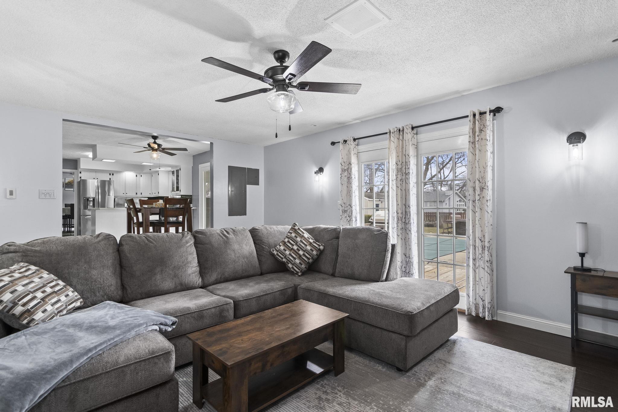 3226 Brunk Drive Springfield, IL 62712 - Photo 10 of 43