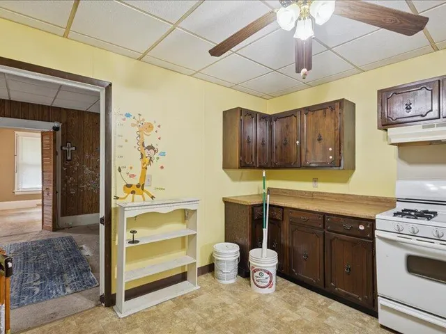 $85,900 | 239 North Dwight Street, Jackson, MI 49202