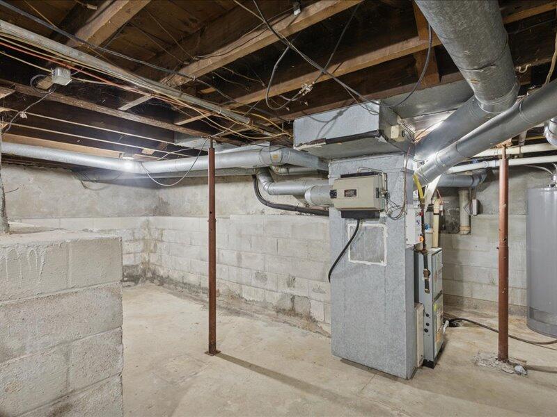 239 North Dwight Street Jackson, MI 49202 - Photo 26 of 34 26-239-N-Dwight-St-Jackson-MI-49202-Wind