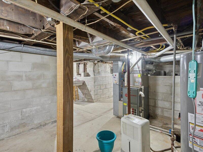 239 North Dwight Street Jackson, MI 49202 - Photo 27 of 34 27-239-N-Dwight-St-Jackson-MI-49202-Wind