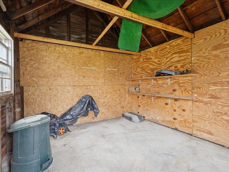 239 North Dwight Street Jackson, MI 49202 - Photo 28 of 34 28-239-N-Dwight-St-Jackson-MI-49202-Wind