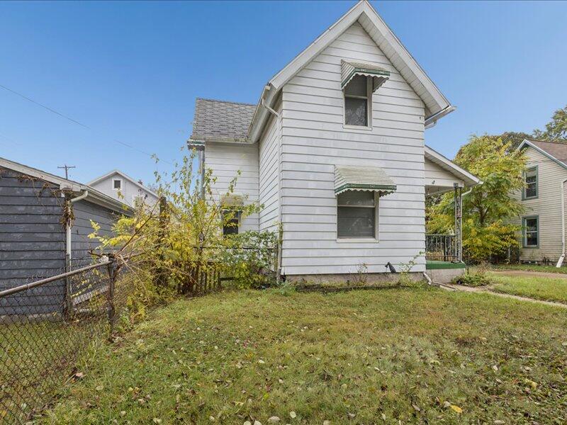 239 North Dwight Street Jackson, MI 49202 - Photo 3 of 34 02-239-N-Dwight-St-Jackson-MI-49202-Wind