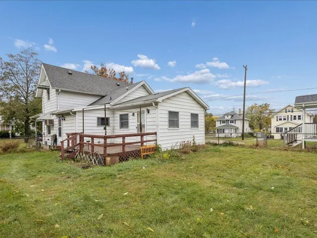 $85,900 | 239 North Dwight Street, Jackson, MI 49202