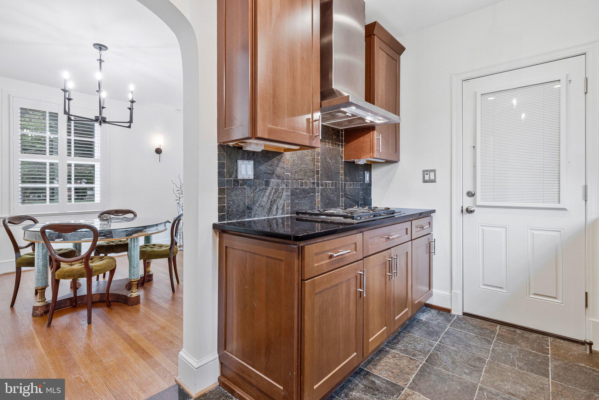 1124 Kalmia Road Northwest Washington, DC 20012 - Photo 14 of 57 Gallery Image 14