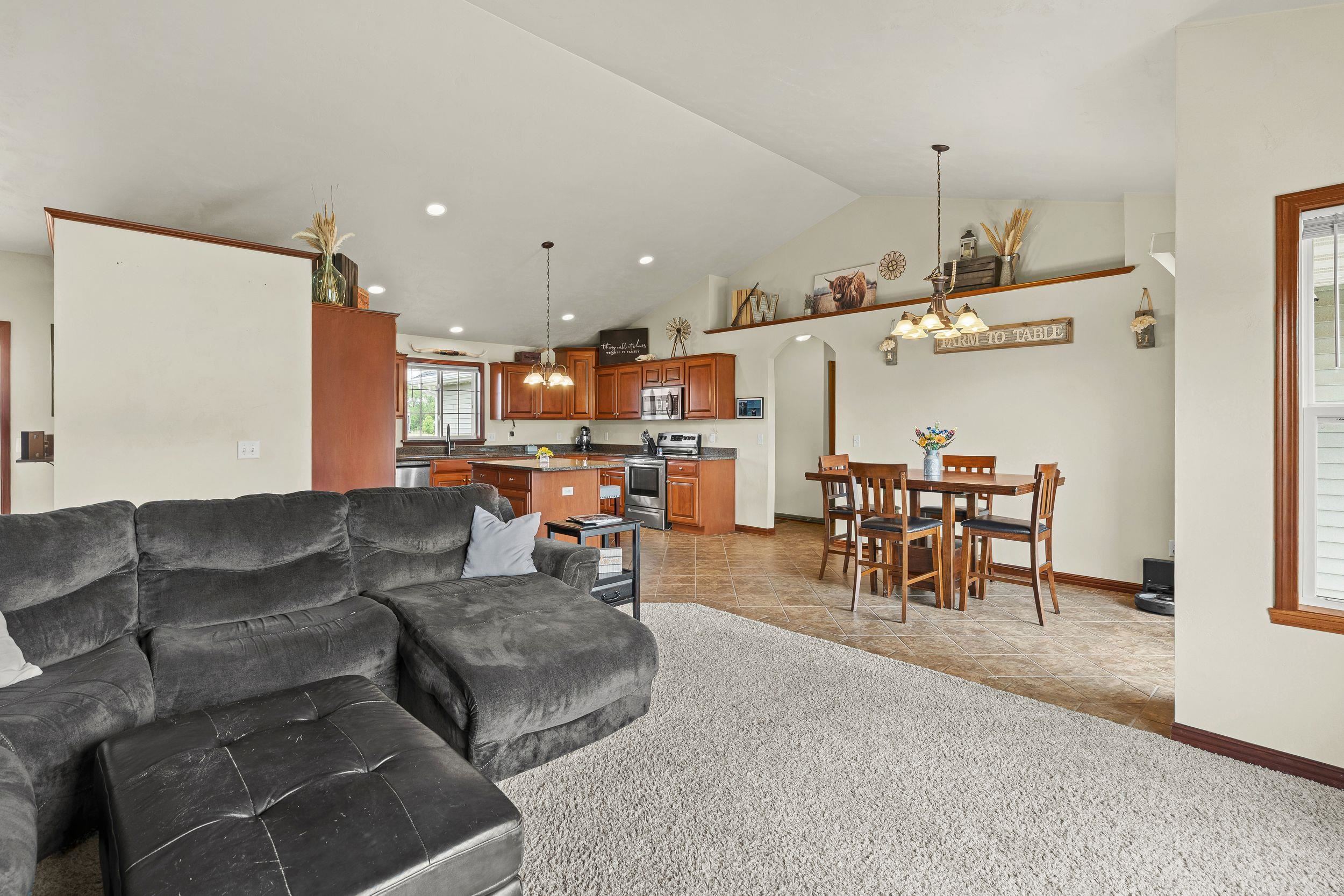 4866 North Wren Drive Appleton, WI 54913 - Photo 10 of 69