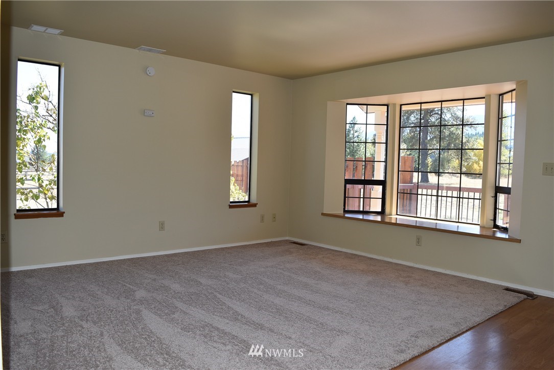 2501 Nelson Siding Road Cle Elum, WA 98922 - Photo 2 of 20 Gallery Image 2