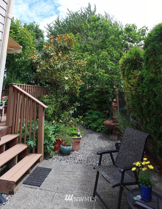 516 Williams Avenue South, Unit B Renton, WA 98057 - Photo 17 of 18 Gallery Image 17
