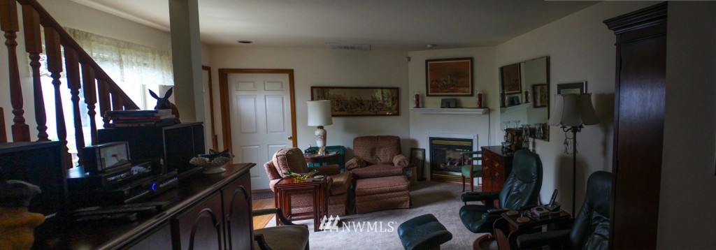 516 Williams Avenue South, Unit B Renton, WA 98057 - Photo 4 of 18 Gallery Image 4