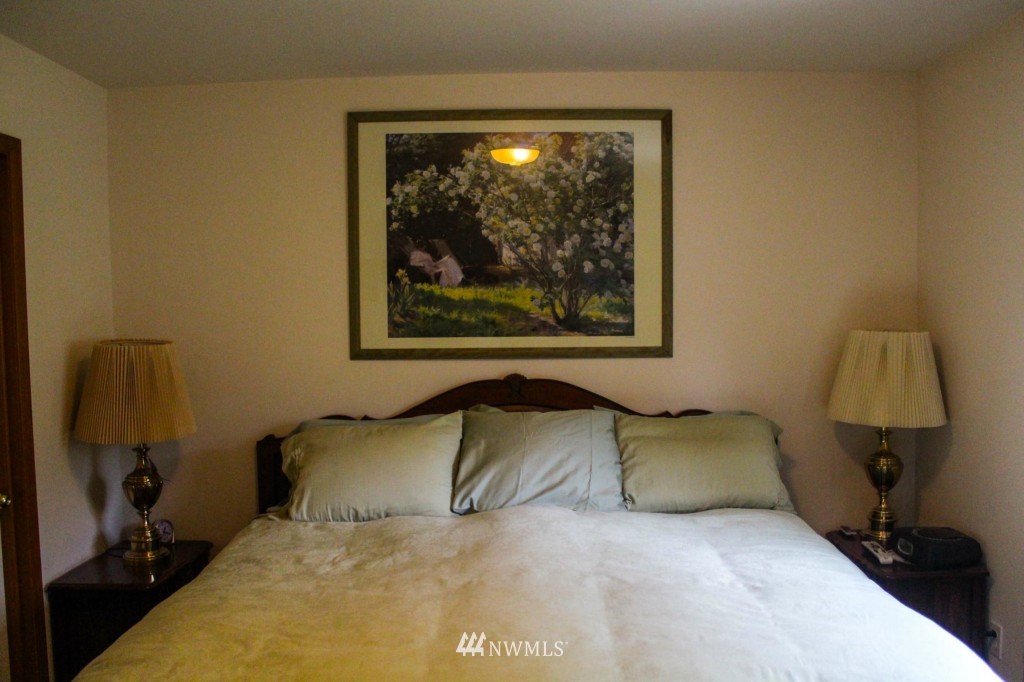 516 Williams Avenue South, Unit B Renton, WA 98057 - Photo 10 of 18 Gallery Image 10