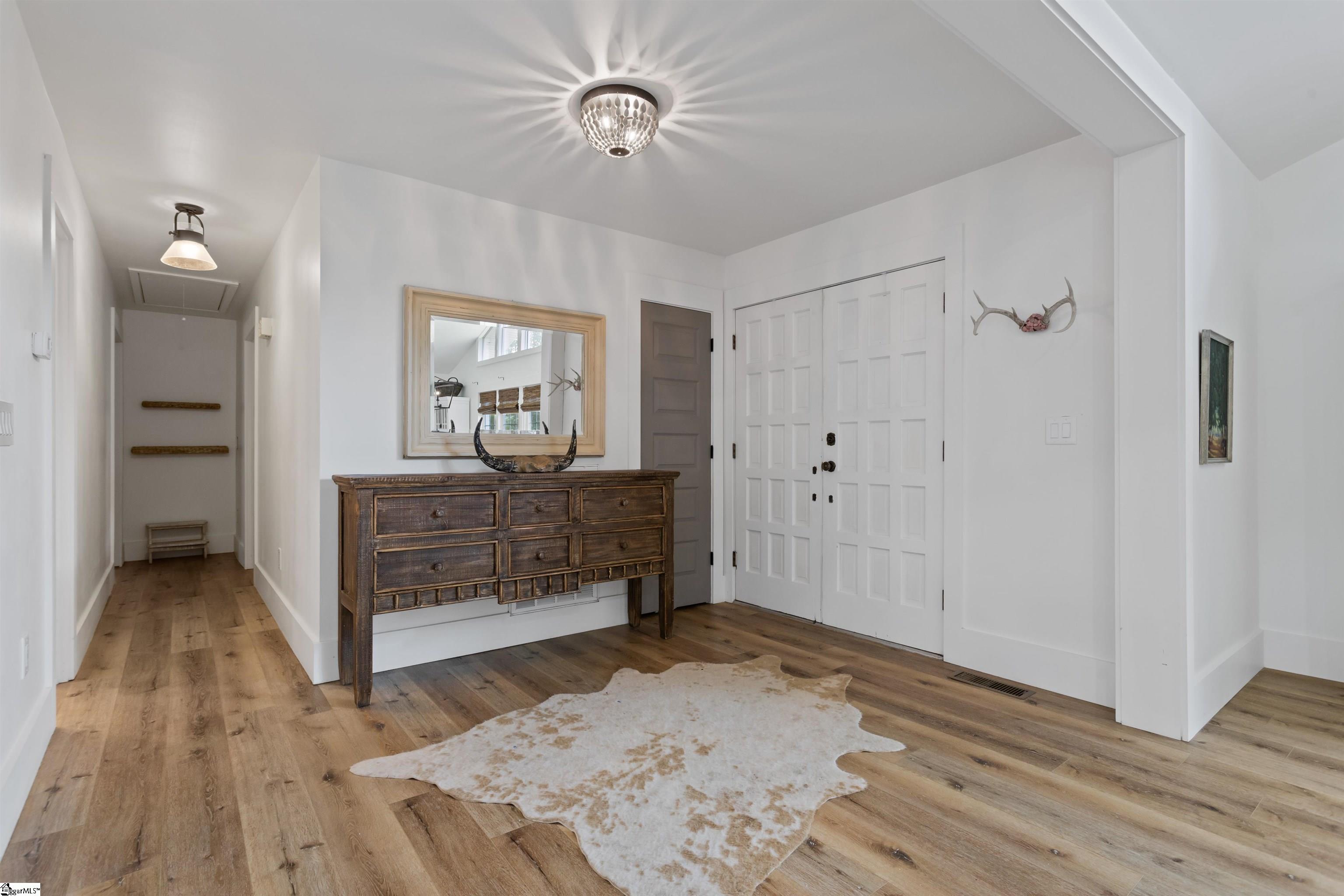 1917 Highway 418 Fountain Inn, SC 29644 - Photo 7 of 36