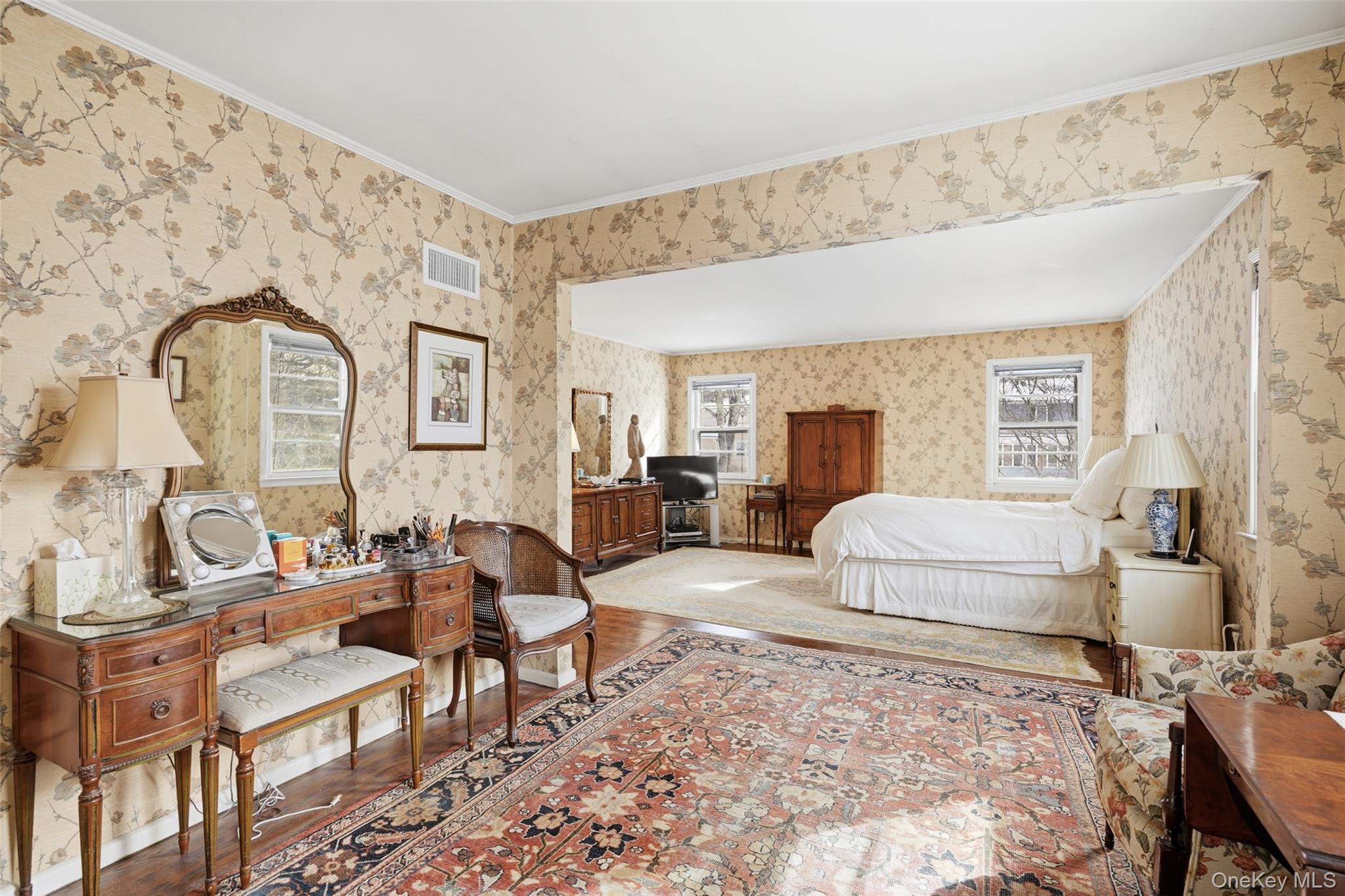 36 Country Ridge Drive Rye Brook, NY 10573 - Photo 13 of 24 Primary Bedroom