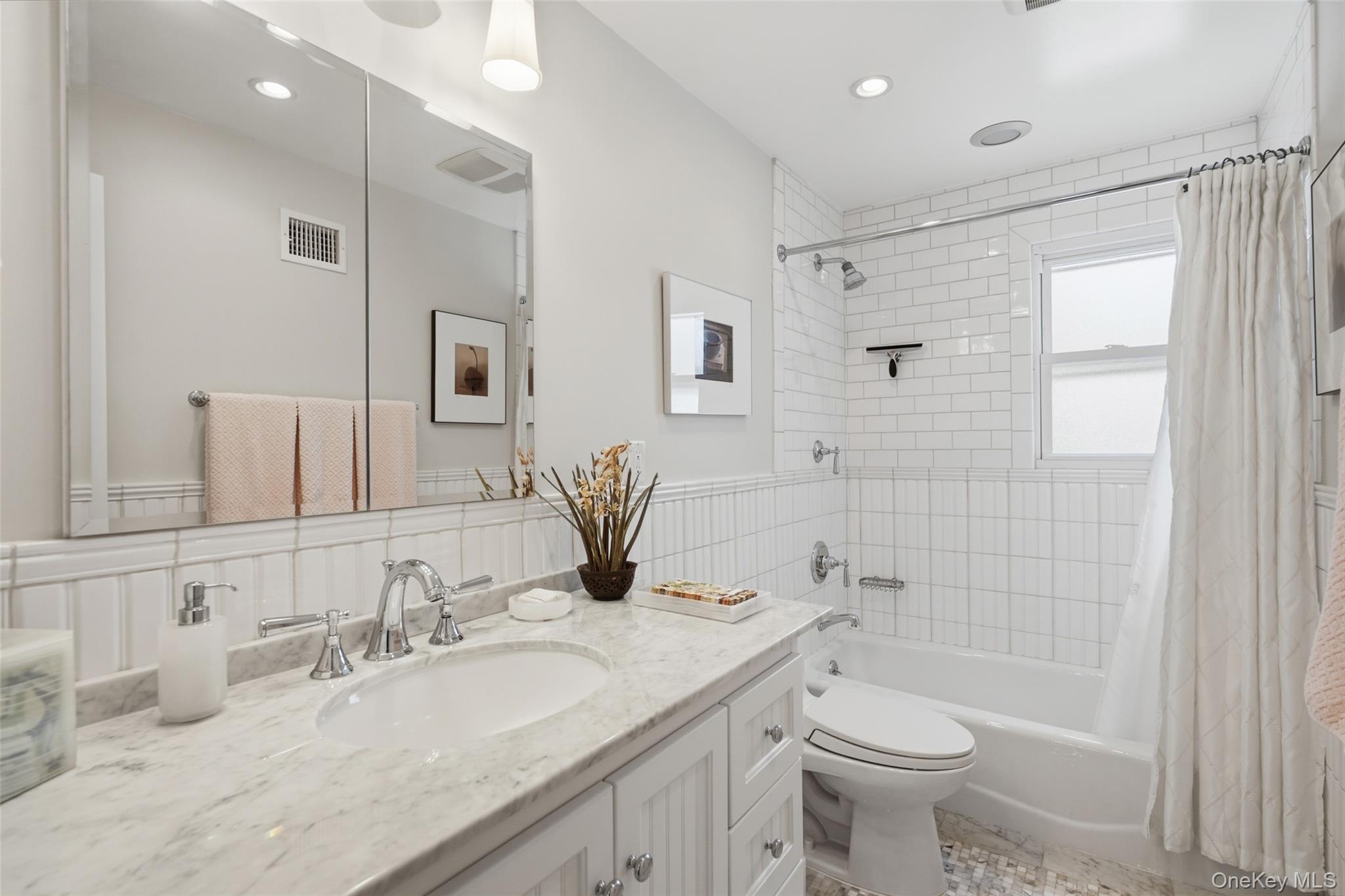 36 Country Ridge Drive Rye Brook, NY 10573 - Photo 17 of 24 Hall Bathroom