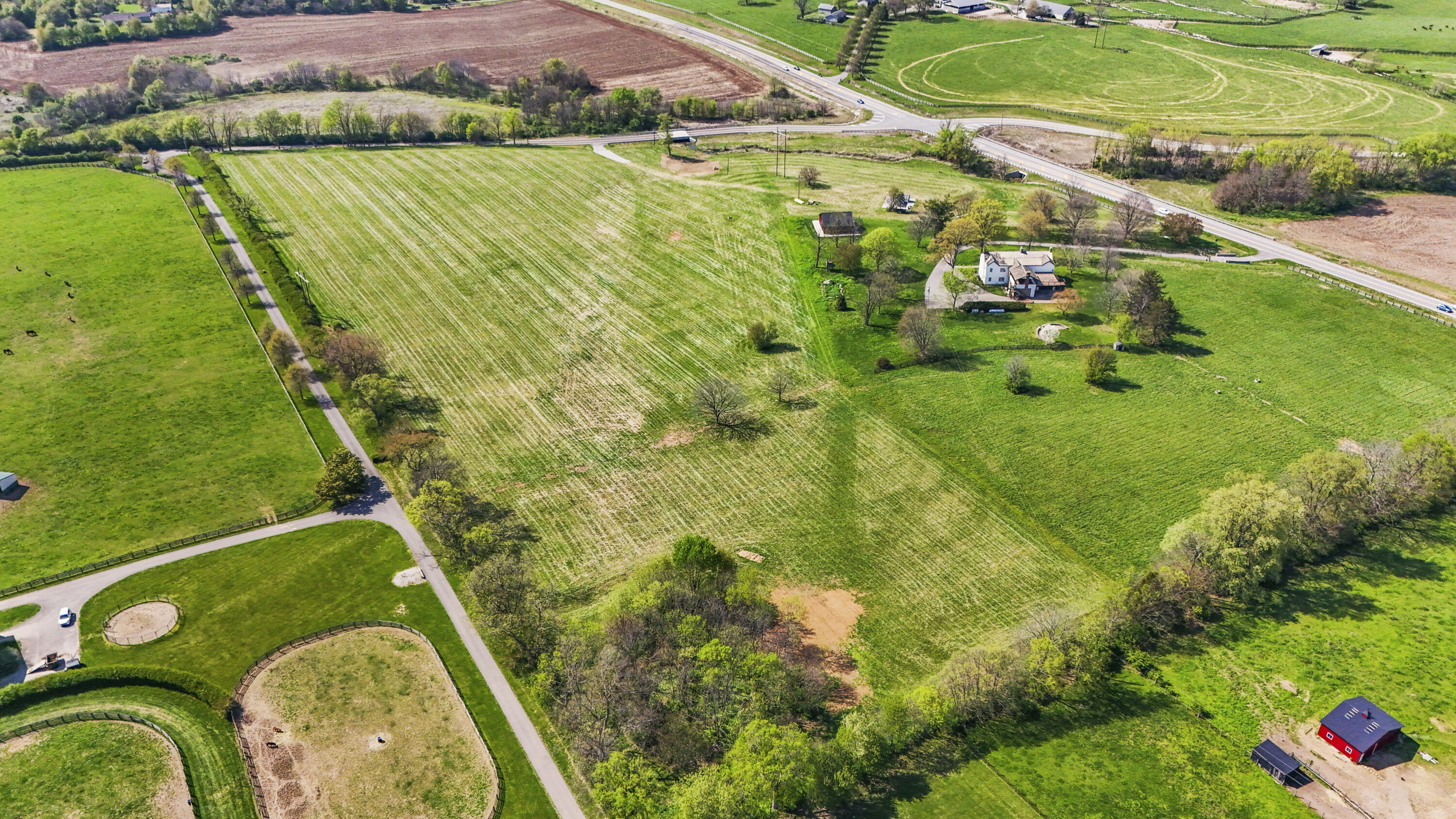 750 Elizabeth Station Road Paris, KY 40361 - Photo 8 of 19 DJI_20260409155525_0211_D