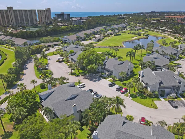 $2,800 | 102 Clubhouse Circle, Jupiter, FL 33477