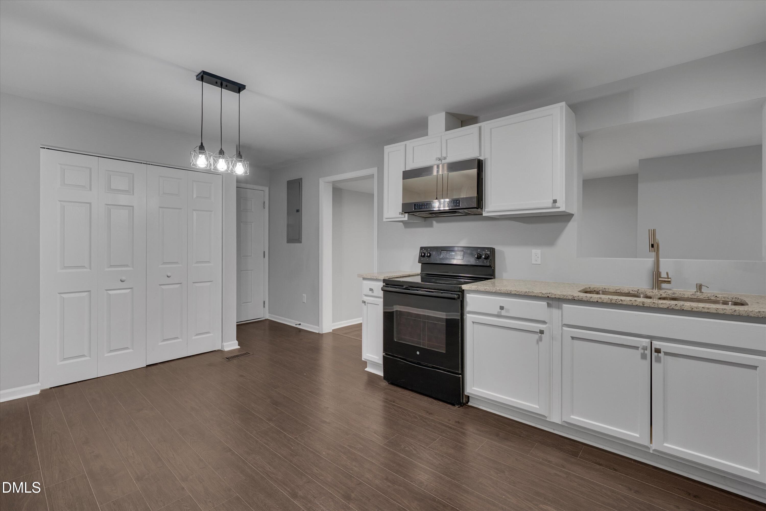 821 Fred Royster Road Henderson, NC 27537 - Photo 10 of 38