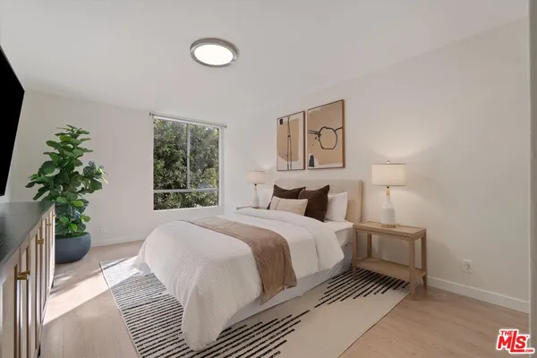 $5,050 | 429 North Oakhurst Drive, Unit 203, Beverly Hills, CA 90210