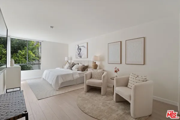 $5,050 | 429 North Oakhurst Drive, Unit 203, Beverly Hills, CA 90210