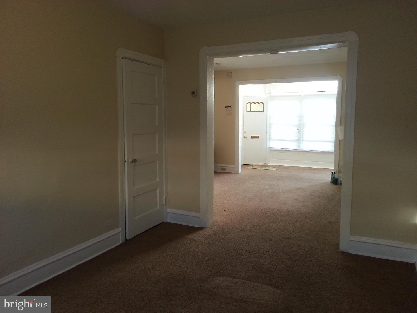 525 Littlecroft Road Upper Darby, PA 19082 - Photo 9 of 20 Dining Room