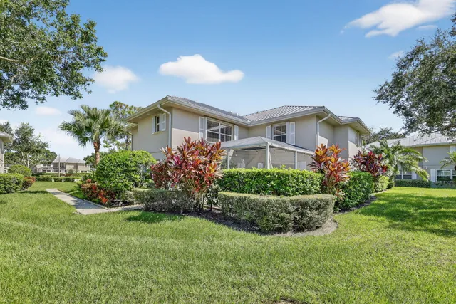 $260,000 | 2433 Southwest Danbury Lane, Palm City, FL 34990
