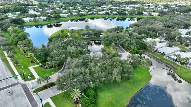 $260,000 | 2433 Southwest Danbury Lane, Palm City, FL 34990