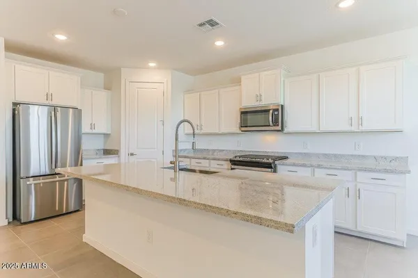 $2,375 | 35792 North Bloom Street, San Tan Valley, AZ 85144