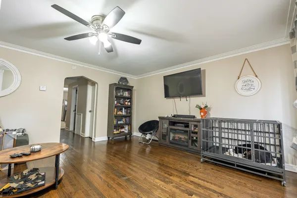 $395,000 | 6825 South Rockwell Street, Chicago, IL 60629
