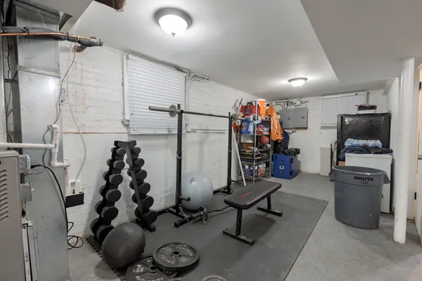 $395,000 | 6825 South Rockwell Street, Chicago, IL 60629