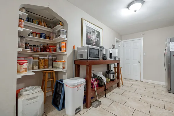 $395,000 | 6825 South Rockwell Street, Chicago, IL 60629