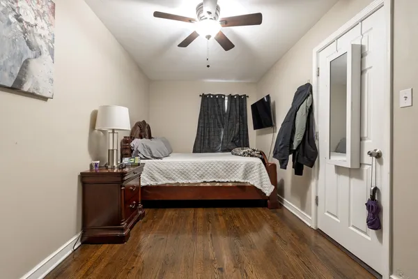 $395,000 | 6825 South Rockwell Street, Chicago, IL 60629