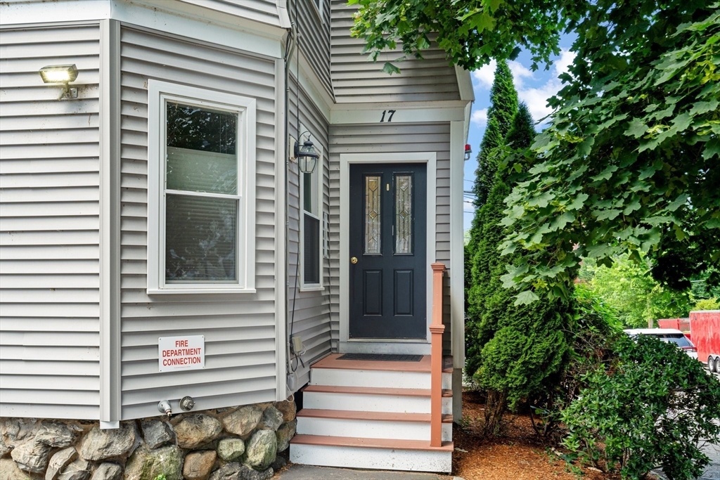 17 Robbins Street, Unit 22 Waltham, MA 02453 - Photo 20 of 27