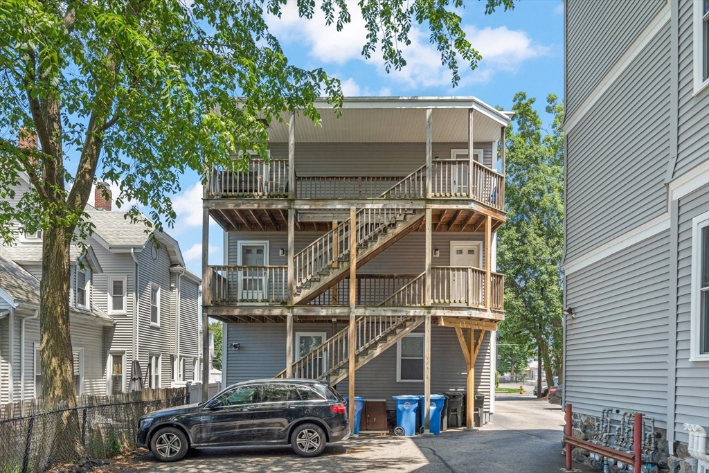 17 Robbins Street, Unit 22 Waltham, MA 02453 - Photo 24 of 27