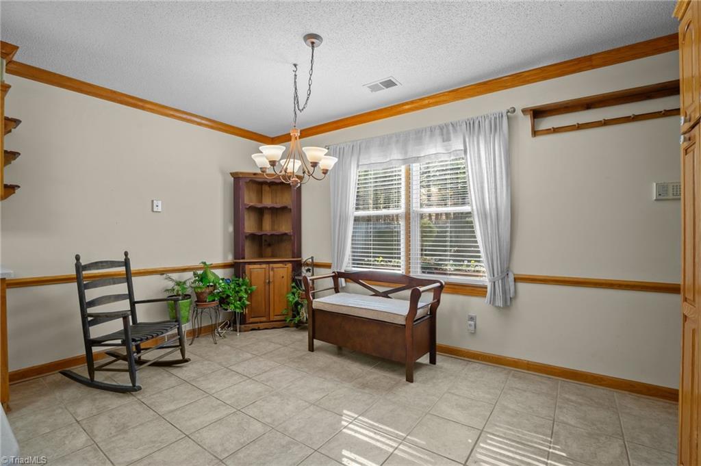 312 Cutty Sark Road Winston-Salem, NC 27103 - Photo 11 of 40 Gallery Image 11
