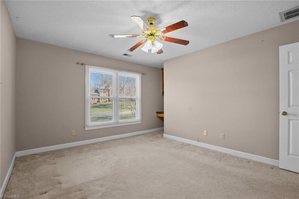312 Cutty Sark Road Winston-Salem, NC 27103 - Photo 27 of 40 Gallery Image 27