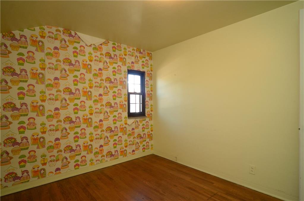 517 Old Farm Road Pittsburgh, PA 15234 - Photo 17 of 24 Gallery Image 17