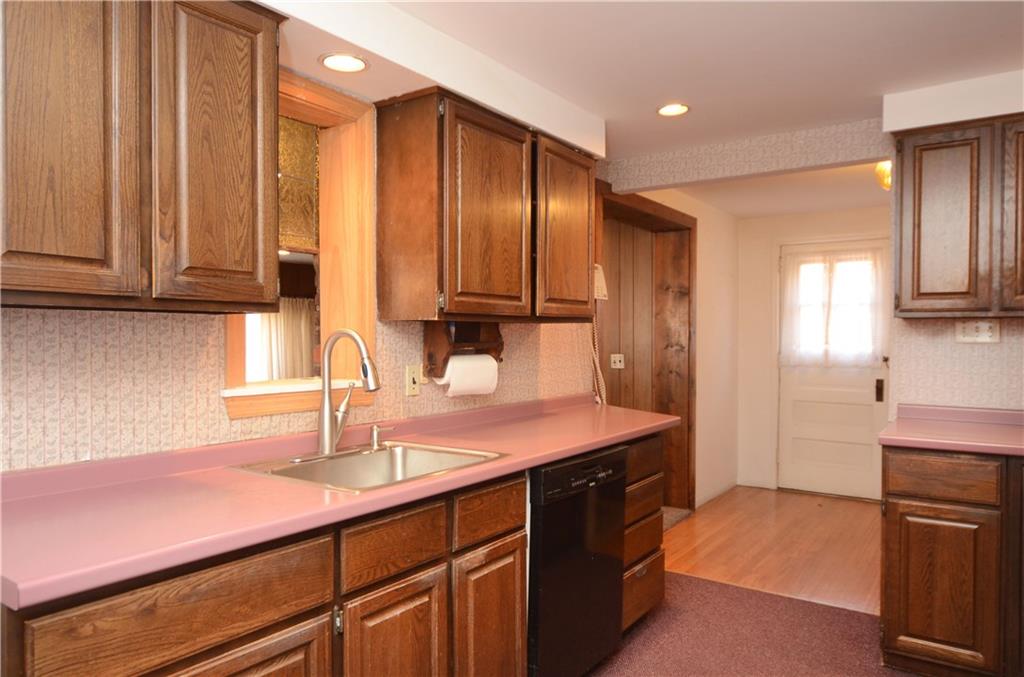 517 Old Farm Road Pittsburgh, PA 15234 - Photo 7 of 24 Another angle of the Kitchen showcasing the amble storage space!