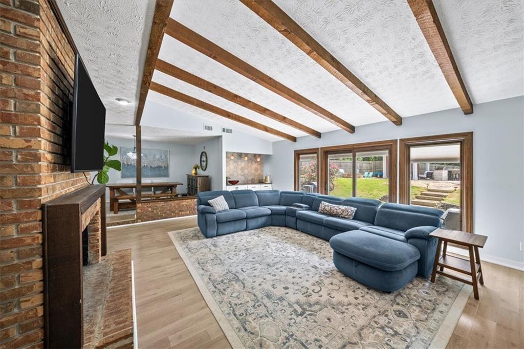 1365 Ridgefield Drive Roswell, GA 30075 - Photo 11 of 41