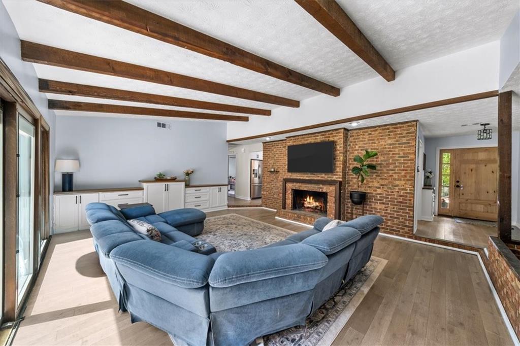 1365 Ridgefield Drive Roswell, GA 30075 - Photo 12 of 41