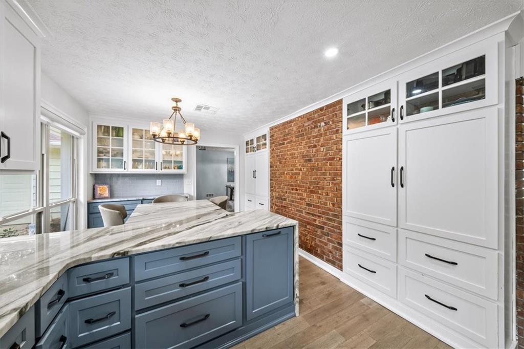 1365 Ridgefield Drive Roswell, GA 30075 - Photo 18 of 41