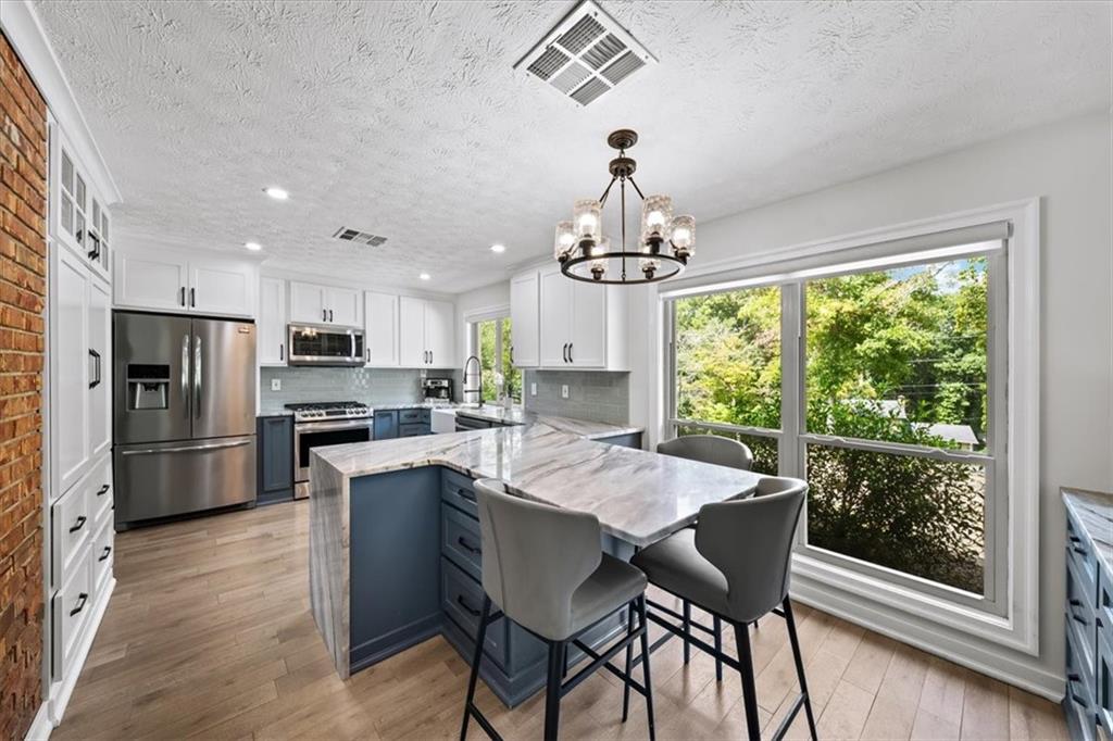 1365 Ridgefield Drive Roswell, GA 30075 - Photo 19 of 41